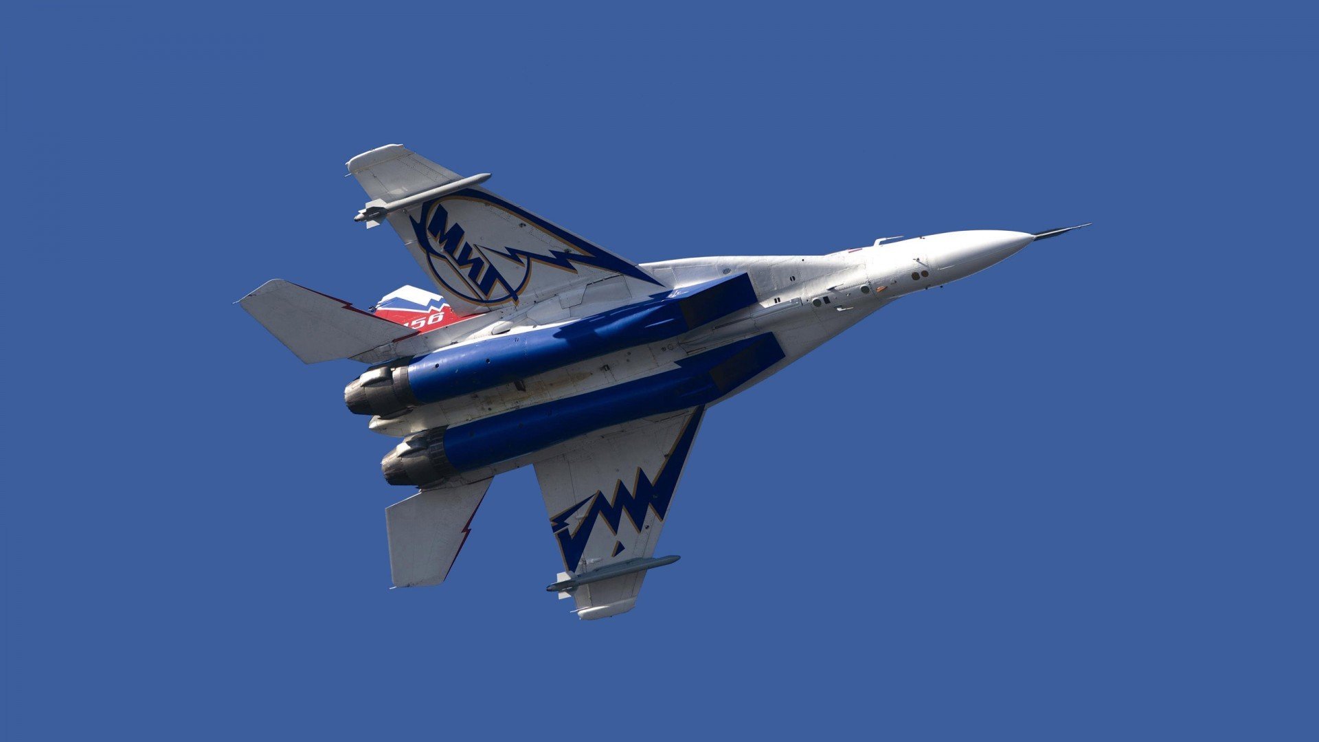 KAIYUN 中国大陆-_青少年滑板比赛：潮流与技巧共舞_，滑板比赛现场