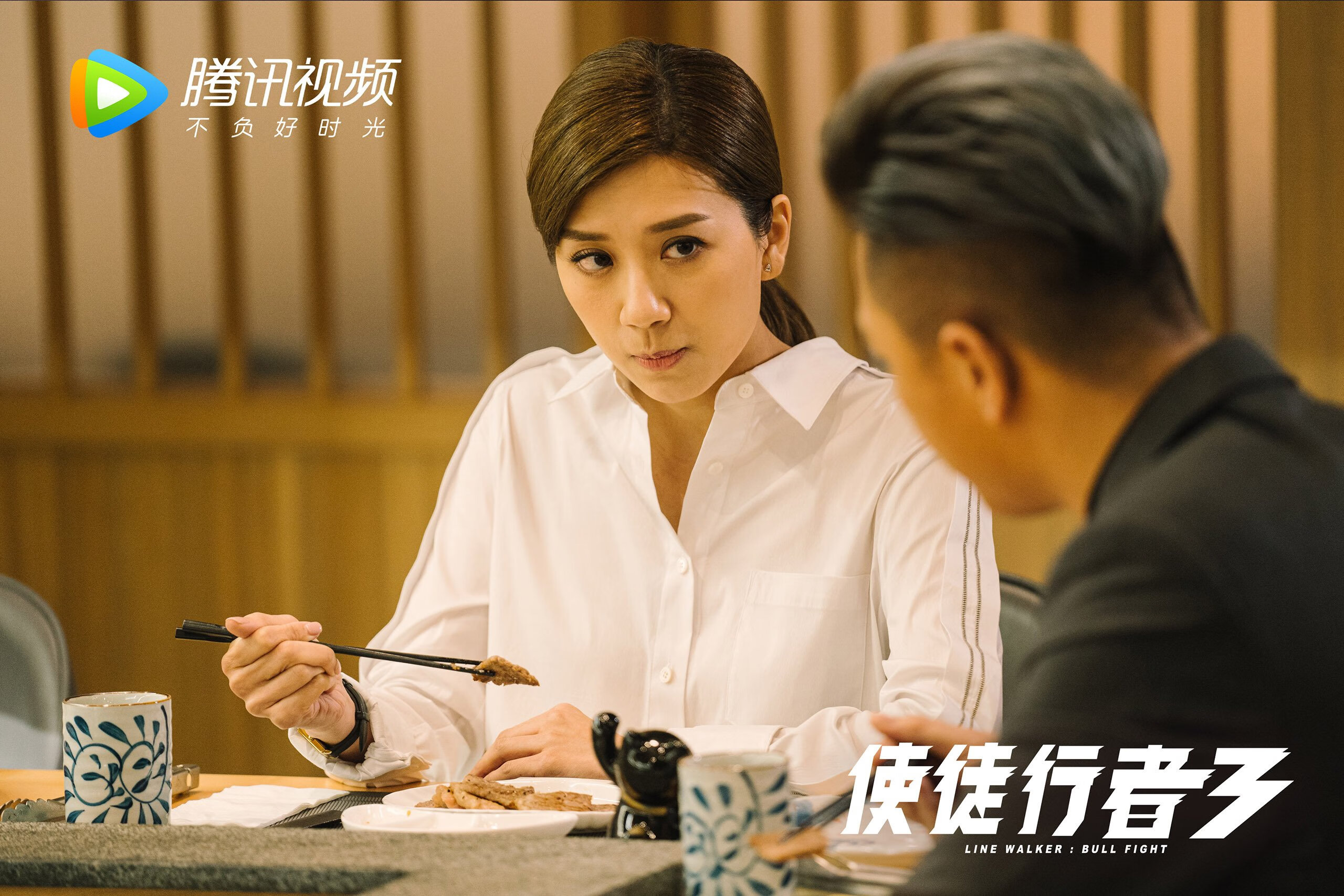 爱游戏官方网站-“中国足球绘画比赛火热开赛，彰显青春梦想”，绘画作品足球赛一等奖