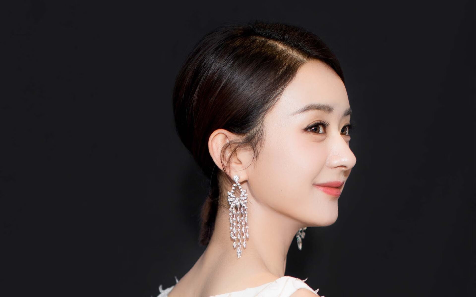 哈登连续得分助力快船连胜,哈登加盟快船交易方案