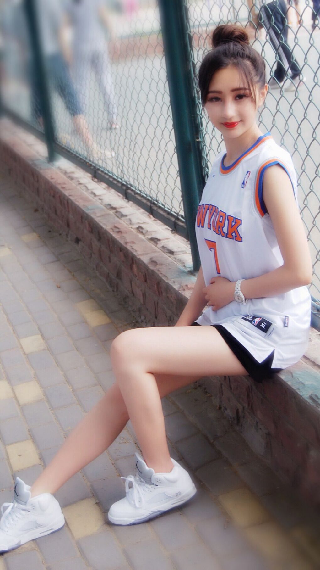 女子网球红土赛中国小将冲进四强，网球的红土是什么性质